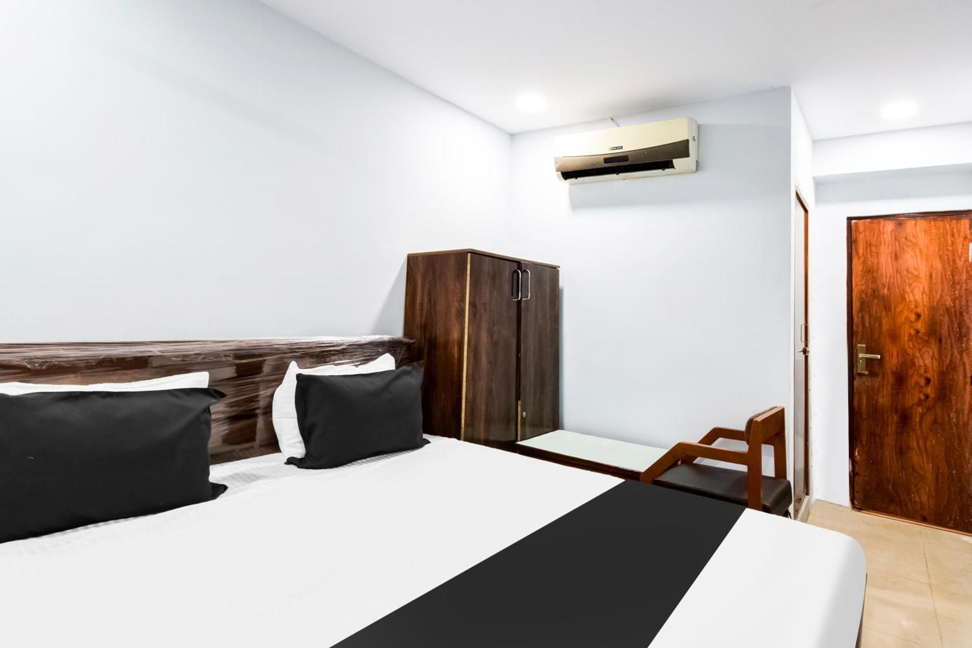 Hotel O Royal Kakatiya Maula Ali Exterior photo
